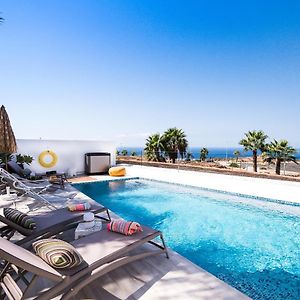 Villa con Vistas a la Playa